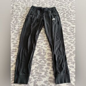 mens nike joggers